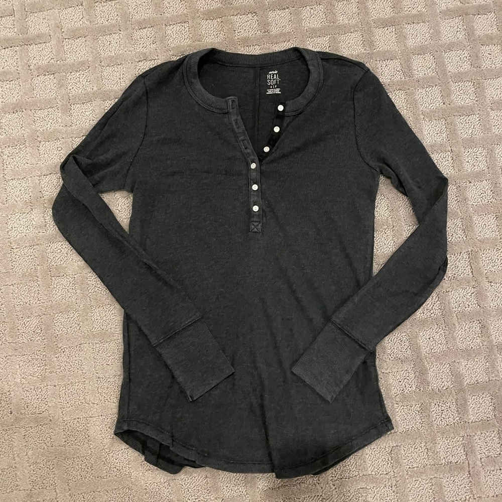 Aerie real soft grey long sleeve henley S NWOT